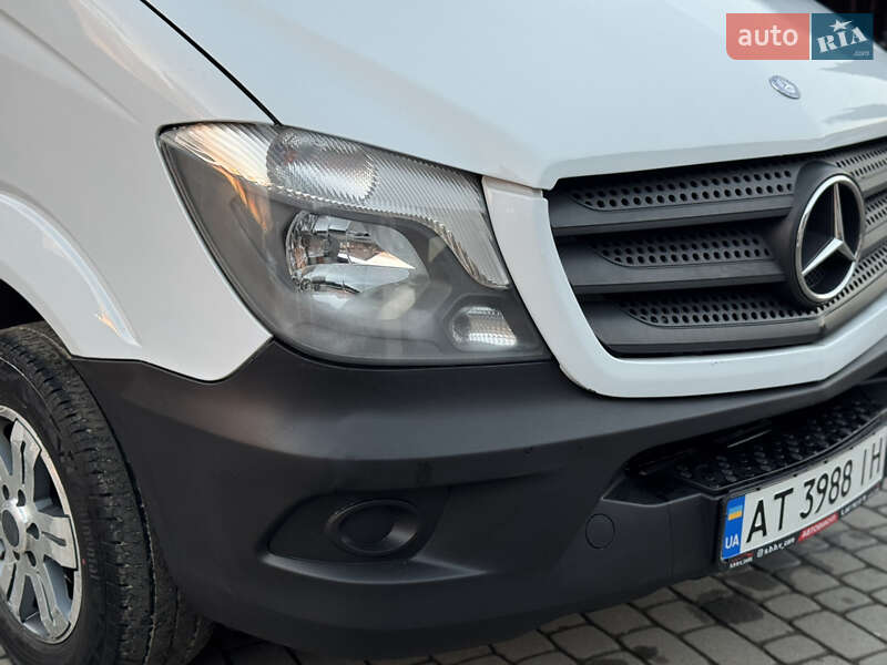 Грузопассажирский фургон Mercedes-Benz Sprinter 2015 в Иршаве фото 47 Грузопассажирский фургон Mercedes-Benz Sprinter 2015 в Иршаве