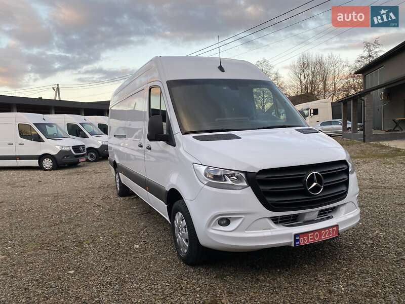 Грузовой фургон Mercedes-Benz Sprinter 2022 в Хусте
