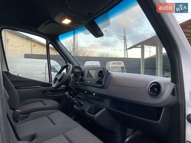 Грузовой фургон Mercedes-Benz Sprinter 2022 в Хусте