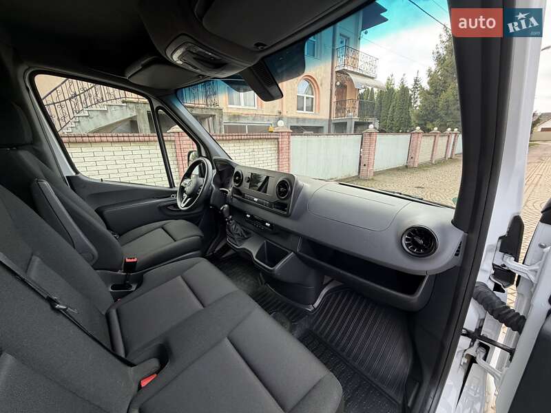 Грузовой фургон Mercedes-Benz Sprinter 2021 в Черновцах фото 49 Грузовой фургон Mercedes-Benz Sprinter 2021 в Черновцах