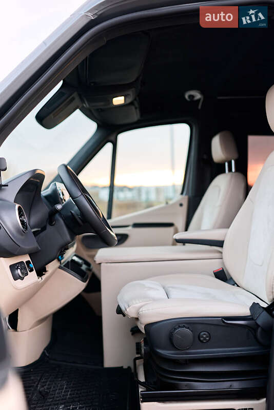 Минивэн Mercedes-Benz Sprinter 2019 в Ровно