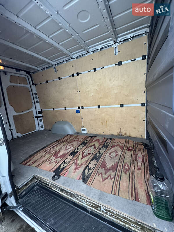Микроавтобус грузовой (до 3,5т) Mercedes-Benz Sprinter 2012 в Киеве