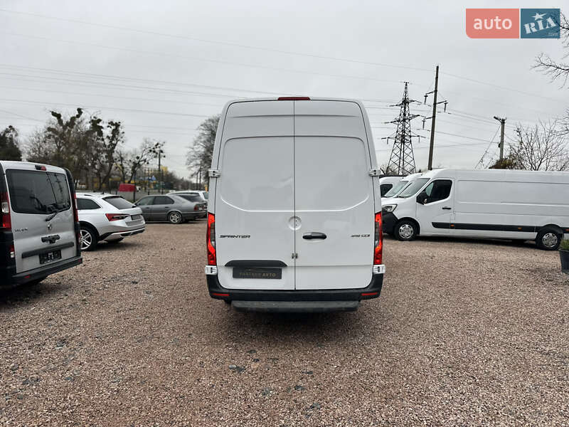 Грузовой фургон Mercedes-Benz Sprinter 2022 в Ровно фото 8 Грузовой фургон Mercedes-Benz Sprinter 2022 в Ровно