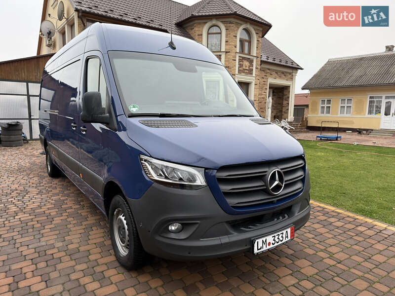 Mercedes-Benz Sprinter 2021