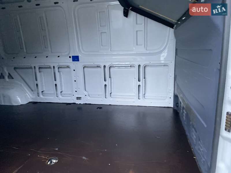 Грузовой фургон Mercedes-Benz Sprinter 2021 в Хусте фото 36 Грузовой фургон Mercedes-Benz Sprinter 2021 в Хусте