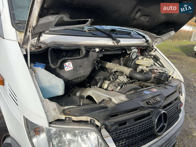 Микроавтобус грузовой (до 3,5т) Mercedes-Benz Sprinter 2005 в Долине
