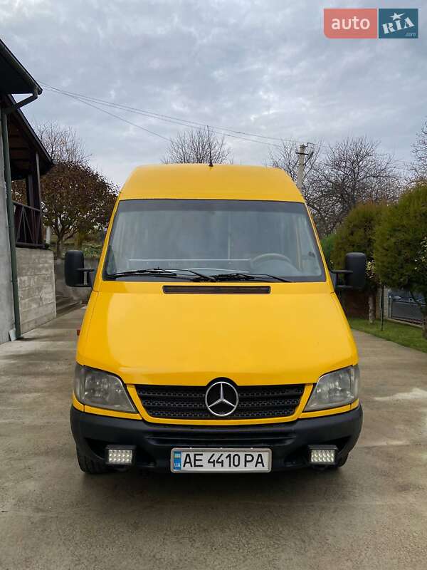 Микроавтобус Mercedes-Benz Sprinter 2003 в Черновцах фото 10 Микроавтобус Mercedes-Benz Sprinter 2003 в Черновцах