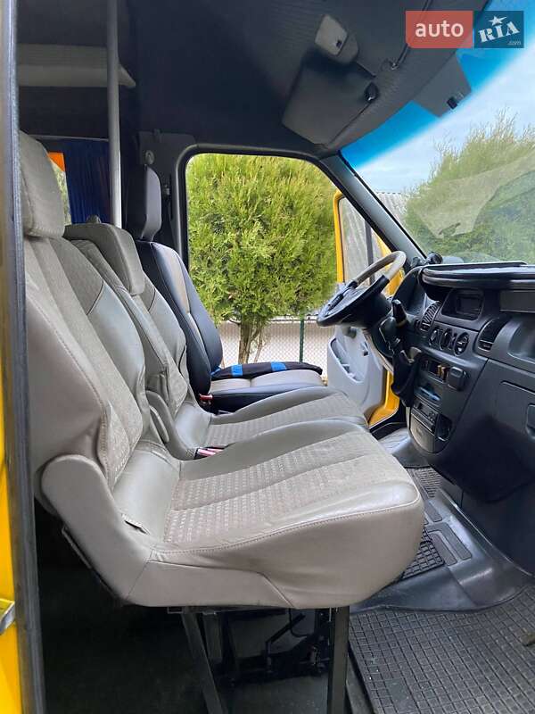 Микроавтобус Mercedes-Benz Sprinter 2003 в Черновцах фото 2 Микроавтобус Mercedes-Benz Sprinter 2003 в Черновцах