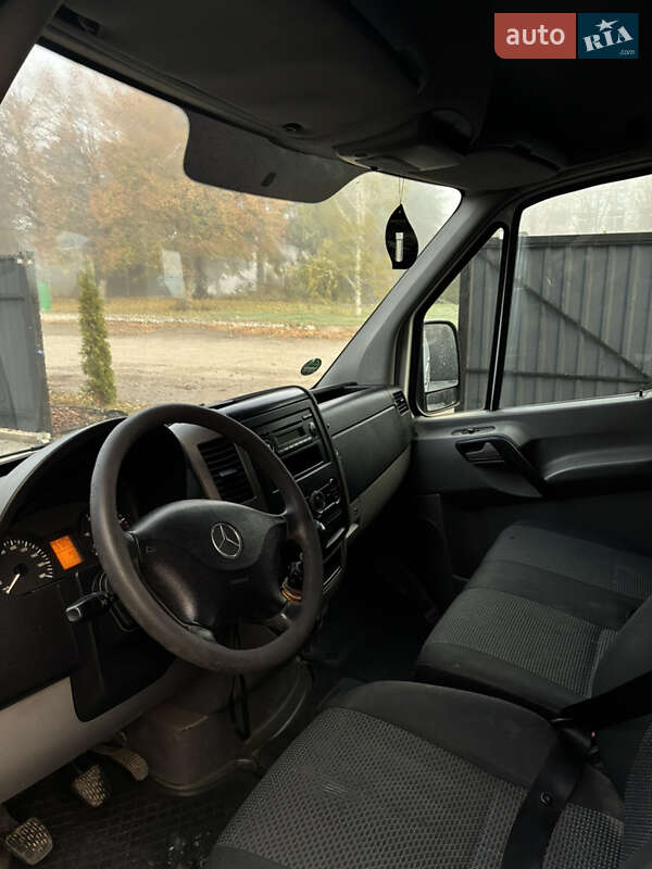 Вантажний фургон Mercedes-Benz Sprinter 2011 в Вінниці
