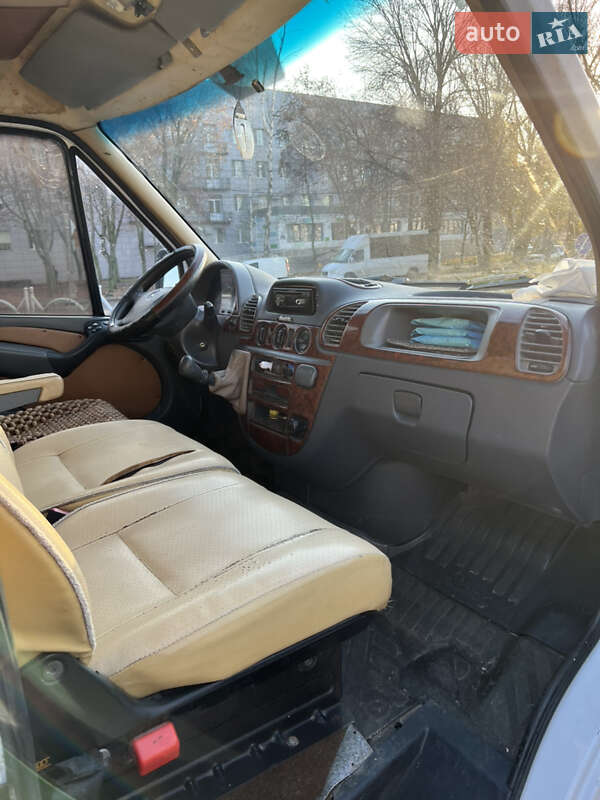 Туристический / Междугородний автобус Mercedes-Benz Sprinter 2005 в Днепре