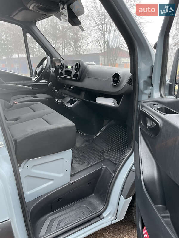 Вантажний фургон Mercedes-Benz Sprinter 2020 в Житомирі