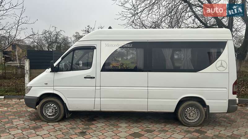 Седан Mercedes-Benz Sprinter 2006 в Черновцах