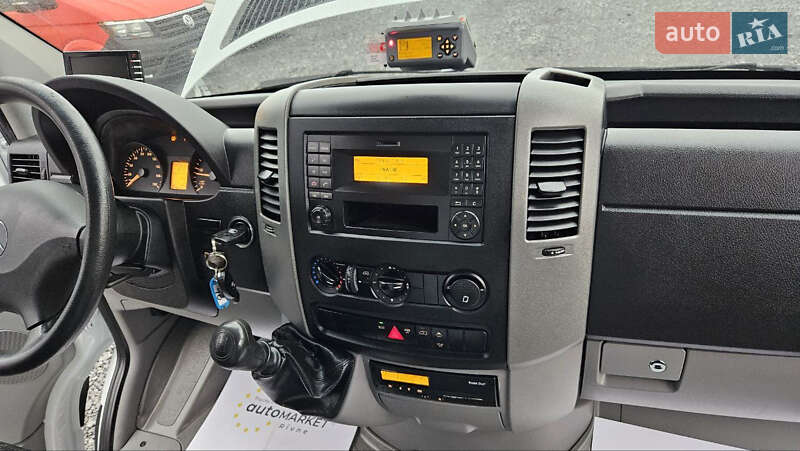 Грузовой фургон Mercedes-Benz Sprinter 2018 в Ровно фото 36 Грузовой фургон Mercedes-Benz Sprinter 2018 в Ровно