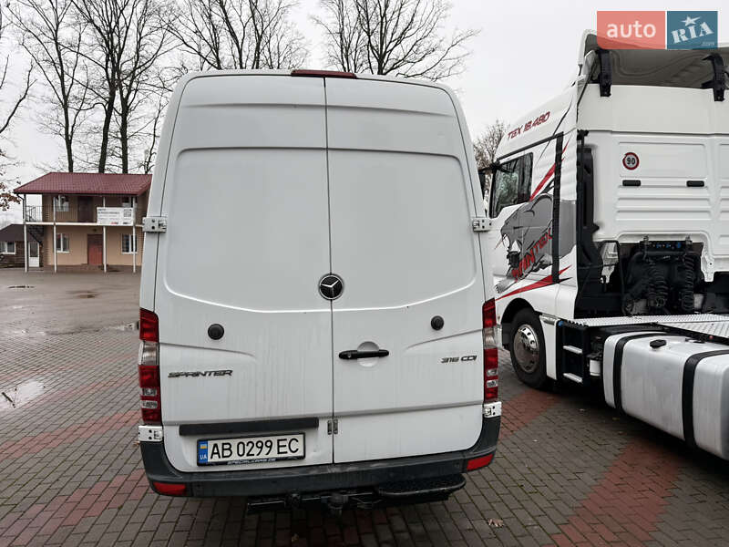 Вантажний фургон Mercedes-Benz Sprinter 2016 в Вінниці