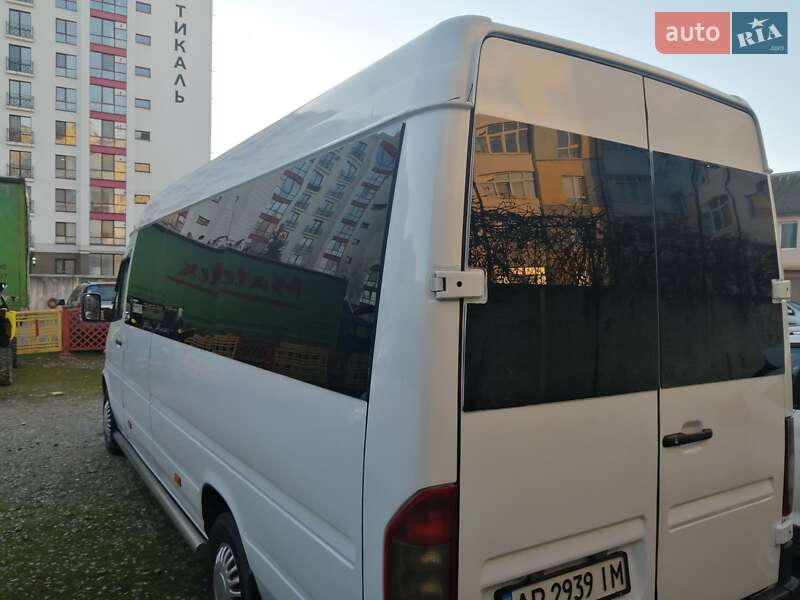 Микроавтобус Mercedes-Benz Sprinter 2000 в Ивано-Франковске