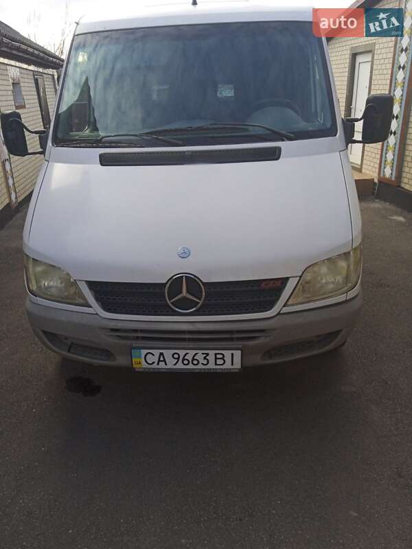 Вантажний фургон Mercedes-Benz Sprinter 2005 в Білій Церкві