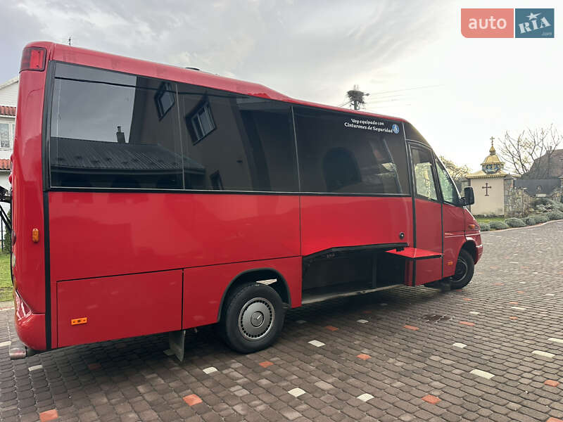 Туристический / Междугородний автобус Mercedes-Benz Sprinter 2004 в Коломые