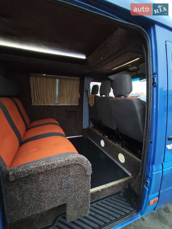 Грузопассажирский фургон Mercedes-Benz Sprinter 1997 в Каменец-Подольском