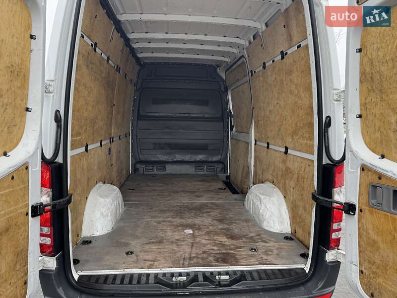 Вантажний фургон Mercedes-Benz Sprinter 2016 в Івано-Франківську