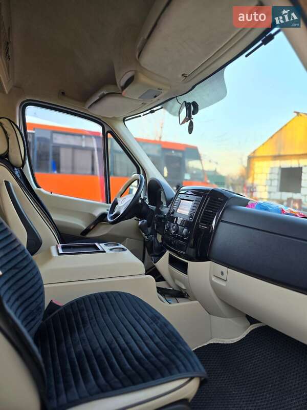 Мінівен Mercedes-Benz Sprinter 2016 в Рені