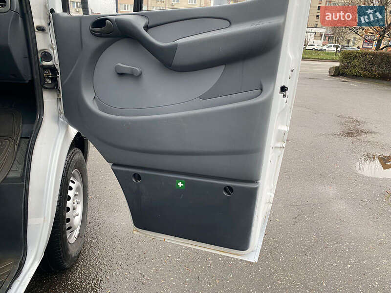 Грузовой фургон Mercedes-Benz Sprinter 2006 в Ивано-Франковске