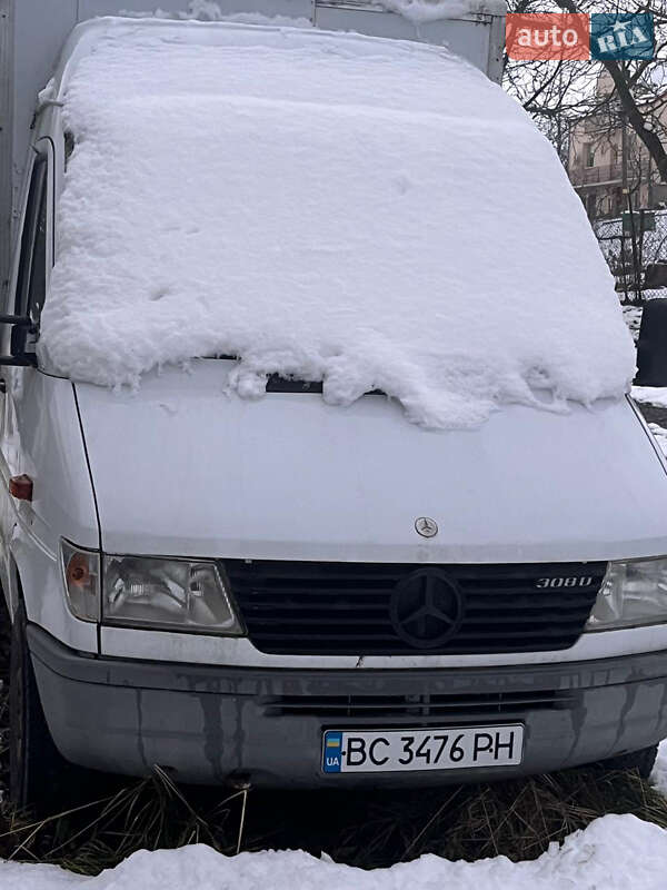 Грузовой фургон Mercedes-Benz Sprinter 1997 в Львове