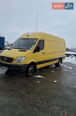 Грузовой фургон Mercedes-Benz Sprinter 2010 в Львове