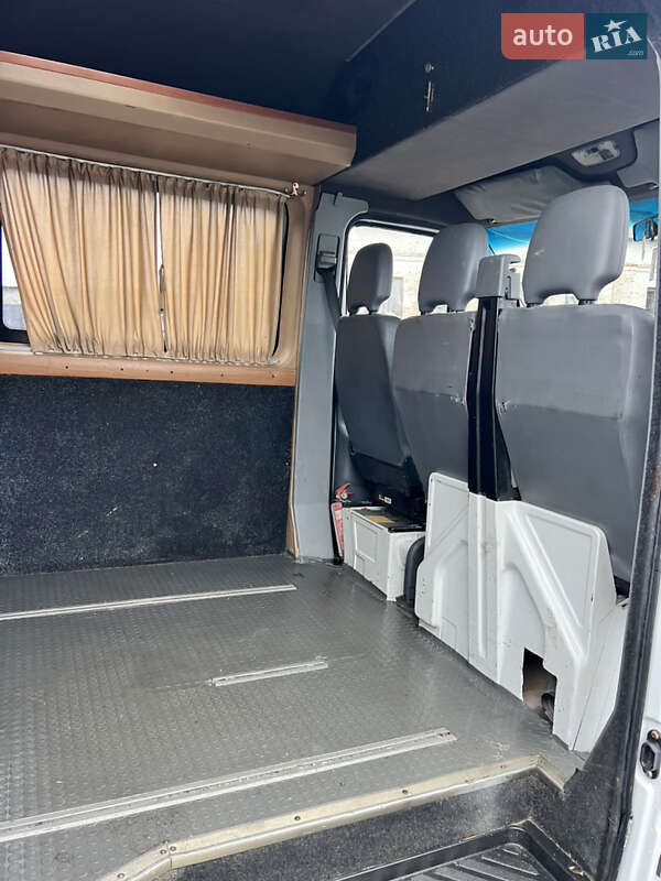 Вантажопасажирський фургон Mercedes-Benz Sprinter 2002 в Сарнах