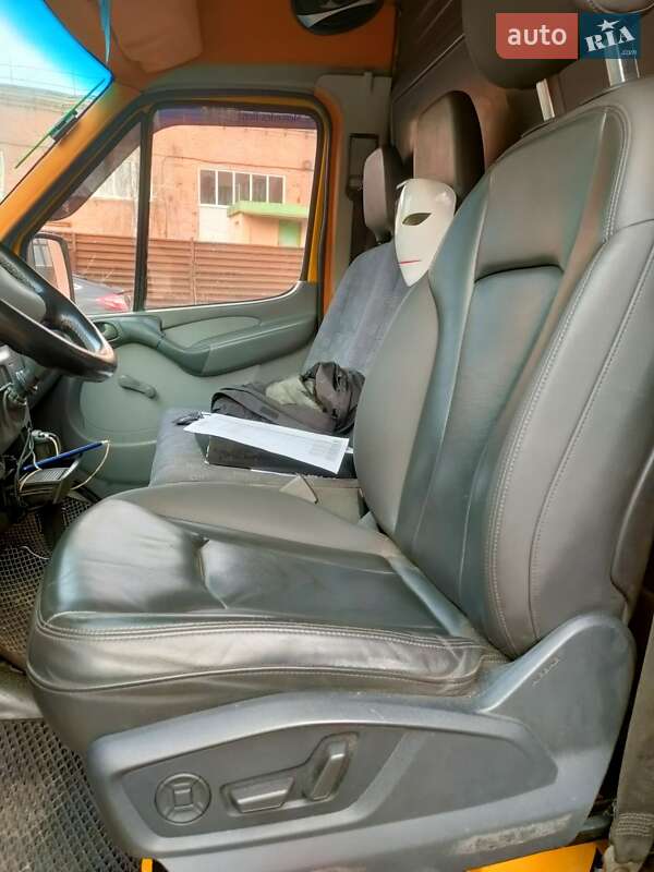 Вантажний фургон Mercedes-Benz Sprinter 2003 в Бучі фото 3 Вантажний фургон Mercedes-Benz Sprinter 2003 в Бучі