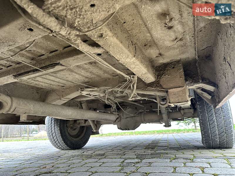 Грузопассажирский фургон Mercedes-Benz Sprinter 2005 в Черновцах