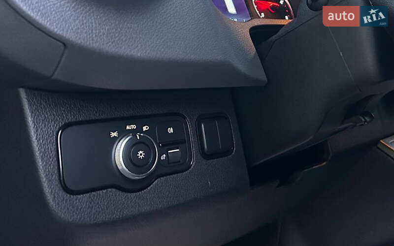 Вантажний фургон Mercedes-Benz Sprinter 2020 в Чернівцях