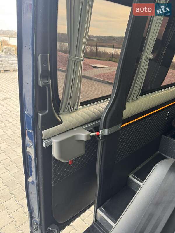 Мінівен Mercedes-Benz Sprinter 2017 в Вінниці