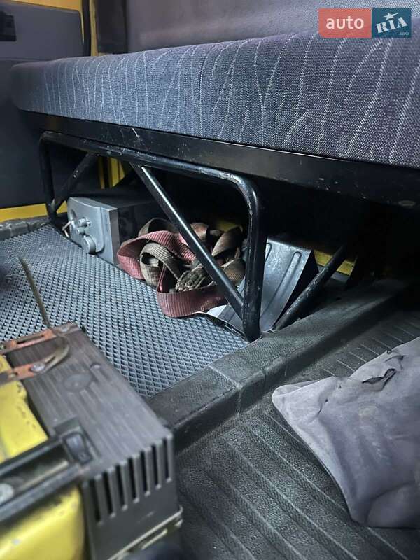 Эвакуатор Mercedes-Benz Sprinter 2004 в Любаре