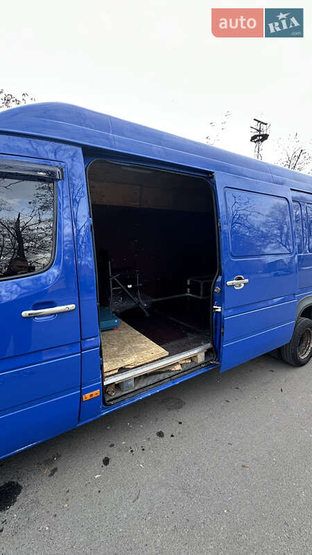 Вантажний фургон Mercedes-Benz Sprinter 2005 в Одесі