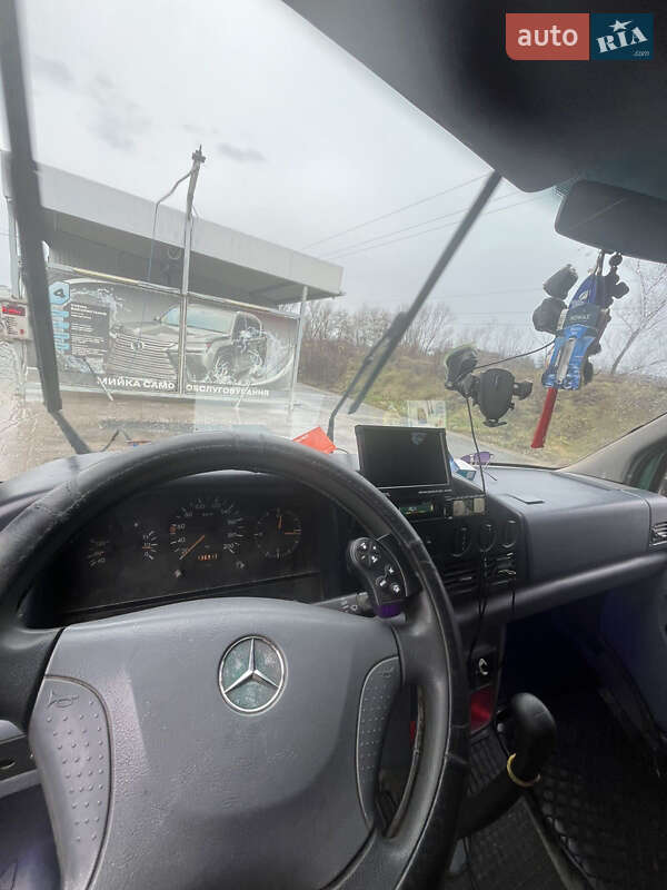 Грузовой фургон Mercedes-Benz Sprinter 1998 в Бедевле