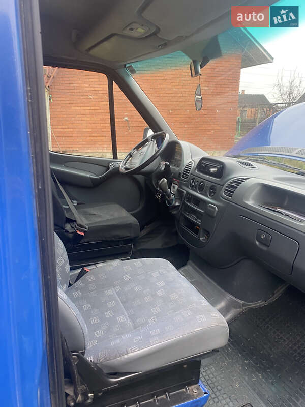 Минивэн Mercedes-Benz Sprinter 2004 в Дубровице
