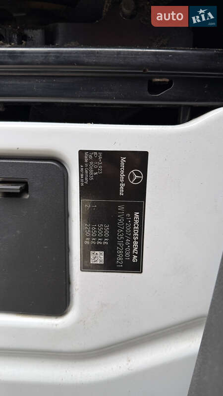 Вантажний фургон Mercedes-Benz Sprinter 2020 в Новояворівську