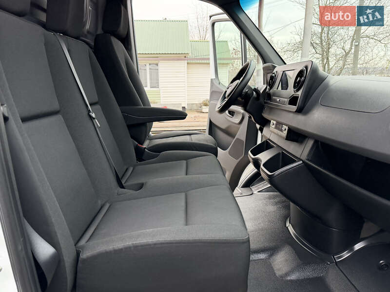 Вантажний фургон Mercedes-Benz Sprinter 2020 в Рівному