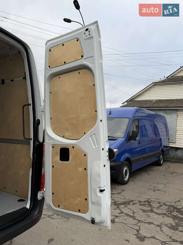 Вантажний фургон Mercedes-Benz Sprinter 2020 в Рівному