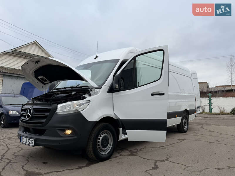 Вантажний фургон Mercedes-Benz Sprinter 2020 в Рівному
