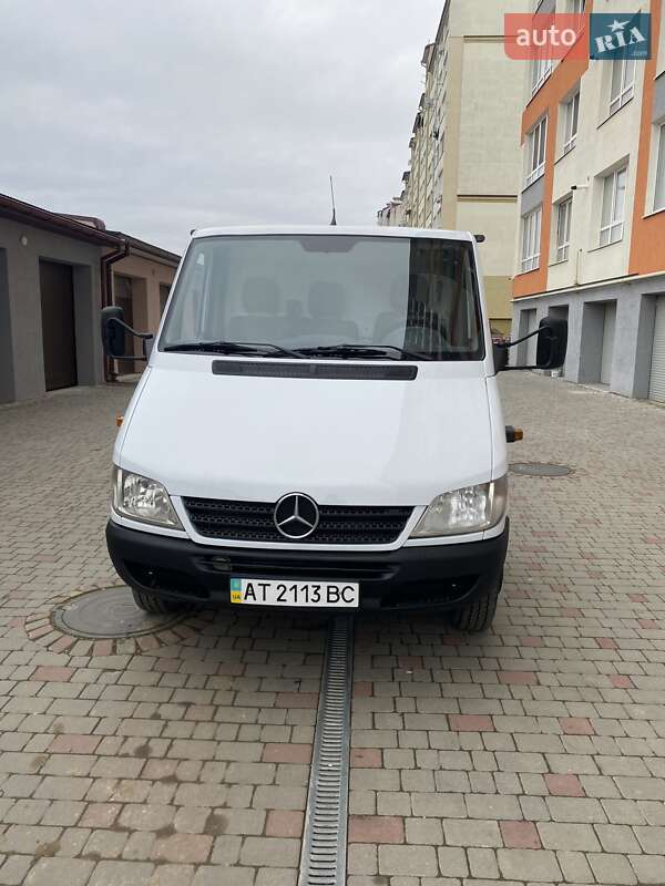 Грузовой фургон Mercedes-Benz Sprinter 2004 в Ивано-Франковске