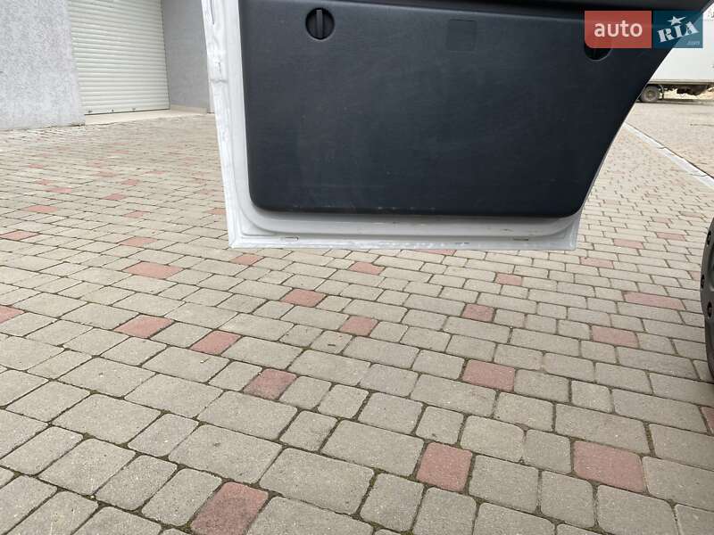 Грузовой фургон Mercedes-Benz Sprinter 2004 в Ивано-Франковске