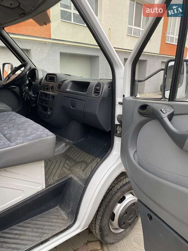 Грузовой фургон Mercedes-Benz Sprinter 2004 в Ивано-Франковске