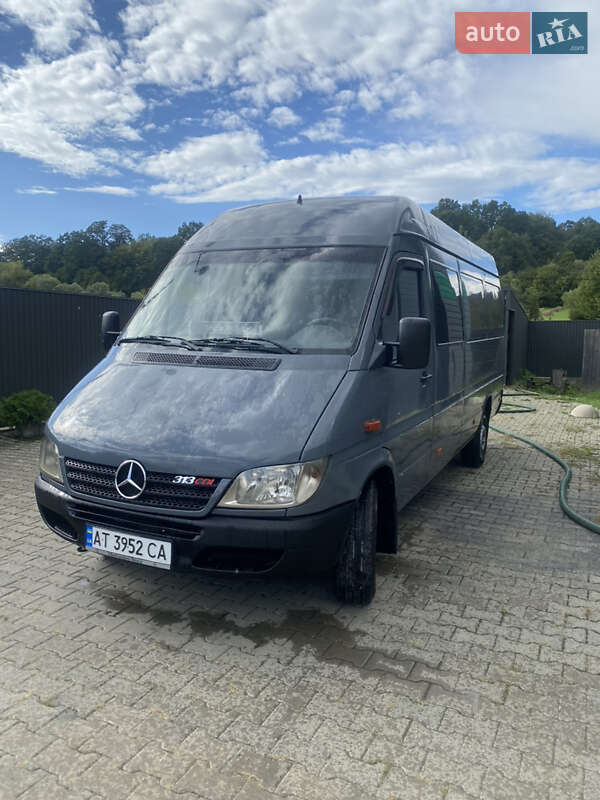 Мікроавтобус Mercedes-Benz Sprinter 2004 в Коломиї фото 6 Мікроавтобус Mercedes-Benz Sprinter 2004 в Коломиї