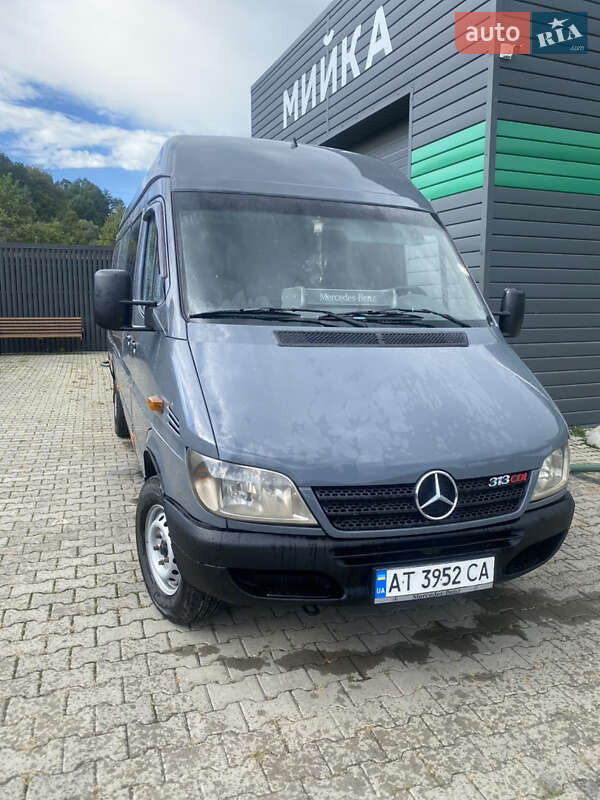 Мікроавтобус Mercedes-Benz Sprinter 2004 в Коломиї фото 10 Мікроавтобус Mercedes-Benz Sprinter 2004 в Коломиї