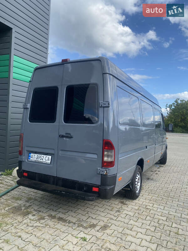 Мікроавтобус Mercedes-Benz Sprinter 2004 в Коломиї фото 18 Мікроавтобус Mercedes-Benz Sprinter 2004 в Коломиї