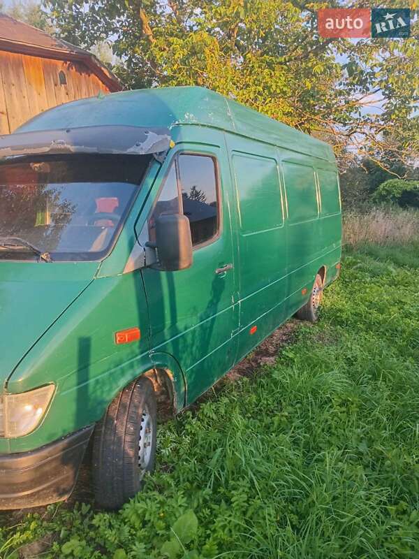 Микроавтобус грузовой (до 3,5т) Mercedes-Benz Sprinter 1995 в Самборе