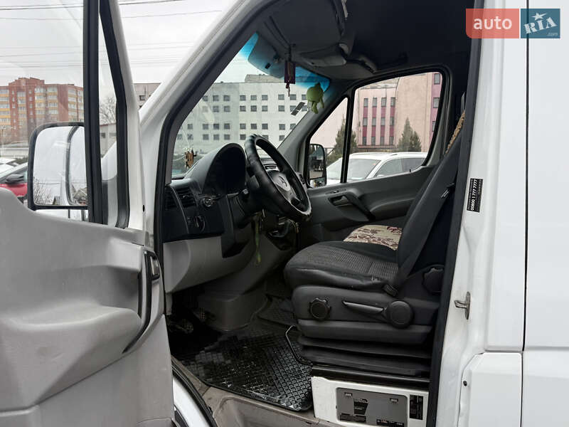 Грузовой фургон Mercedes-Benz Sprinter 2007 в Хмельницком фото 9 Грузовой фургон Mercedes-Benz Sprinter 2007 в Хмельницком