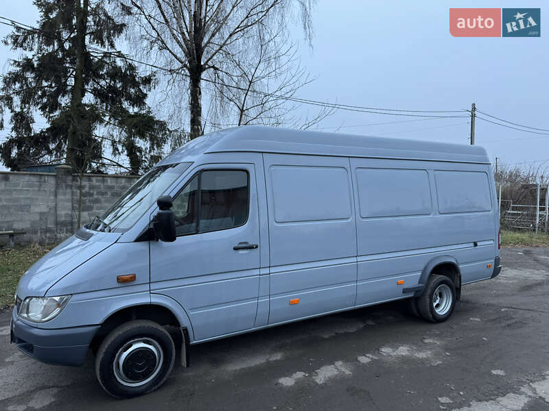 Mercedes-Benz Sprinter 2006