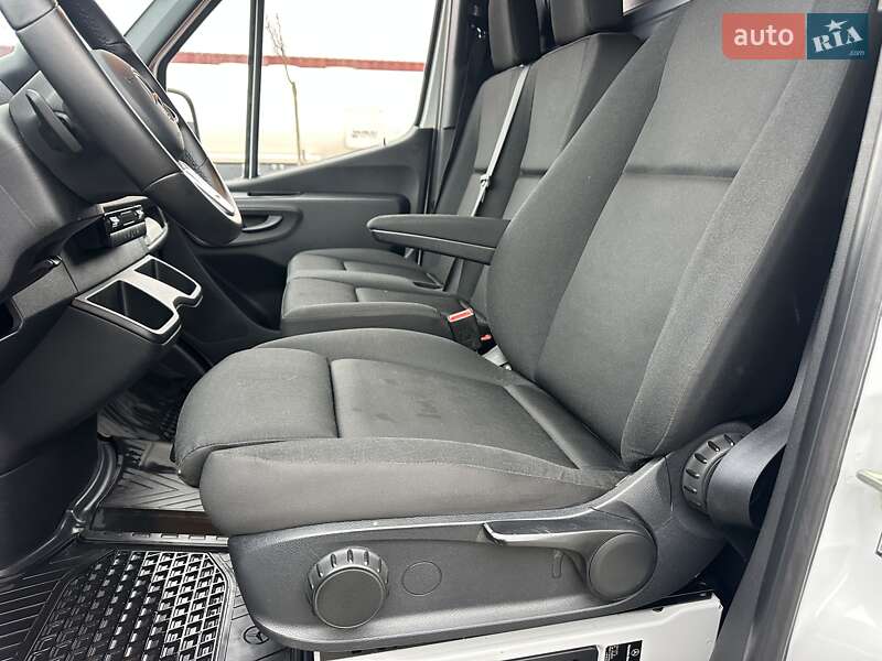 Вантажний фургон Mercedes-Benz Sprinter 2020 в Луцьку